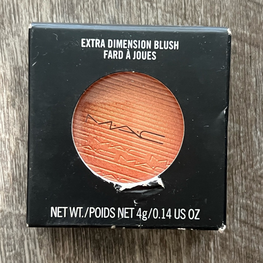 MAC Cosmetics Extra Dimension Blush - Vibrant Orange